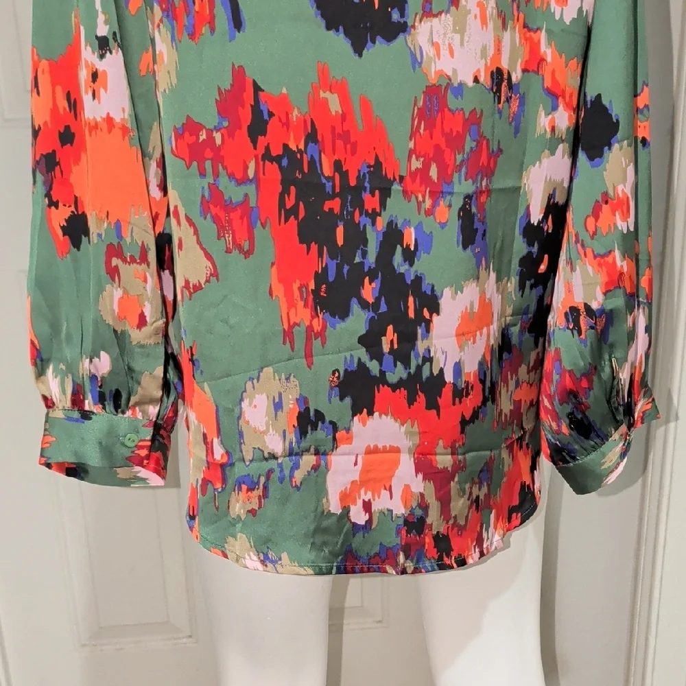Vibrant Abstract Women's Blouse XL - Picture 7 of 8